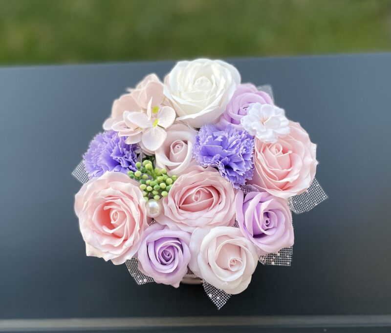 Boîte florale Rêve de Pétales – Fleurs en savon – Image 2