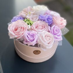Boîte florale Rêve de Pétales – Fleurs en savon