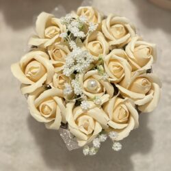 Boîte florale Élégance Ivoire – Fleurs en savon